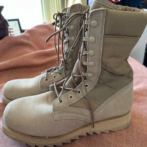 Womens Combat high boots .